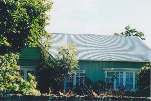 Holland House, Mt Albert, 1925. Photograph courtesy of Ralph Allan