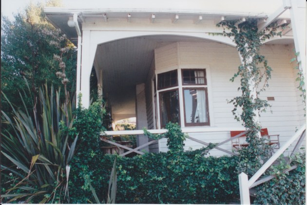 Te Tau House, Puketeraki, 1913. Photograph courtesy of Ralph Allan