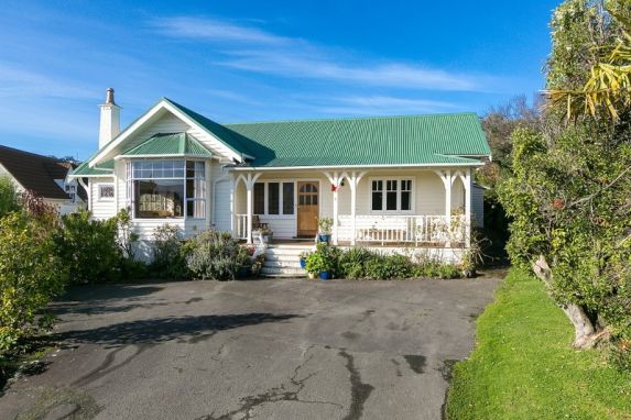 Residence. Aotea St, Dunedin. 1907